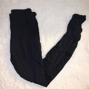 Black Lululemon leggings